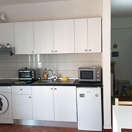 Seaside Deluxe Apartment Durres Bagian luar foto